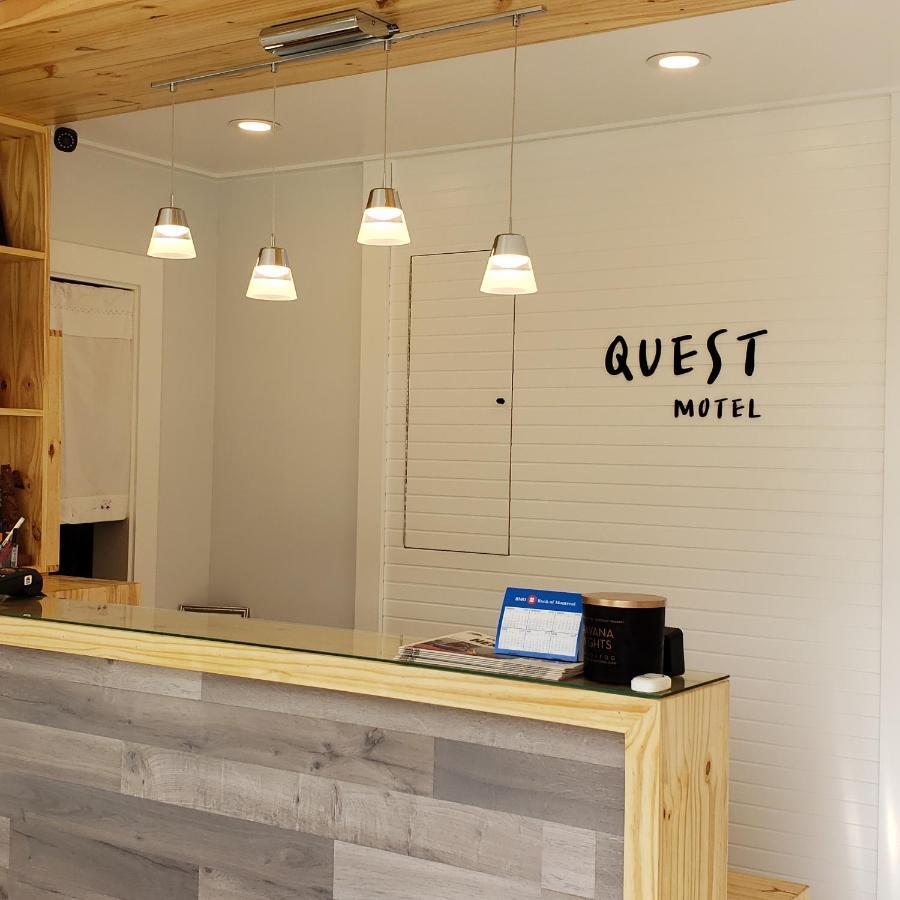 Quest Motel Whitewood エクステリア 写真